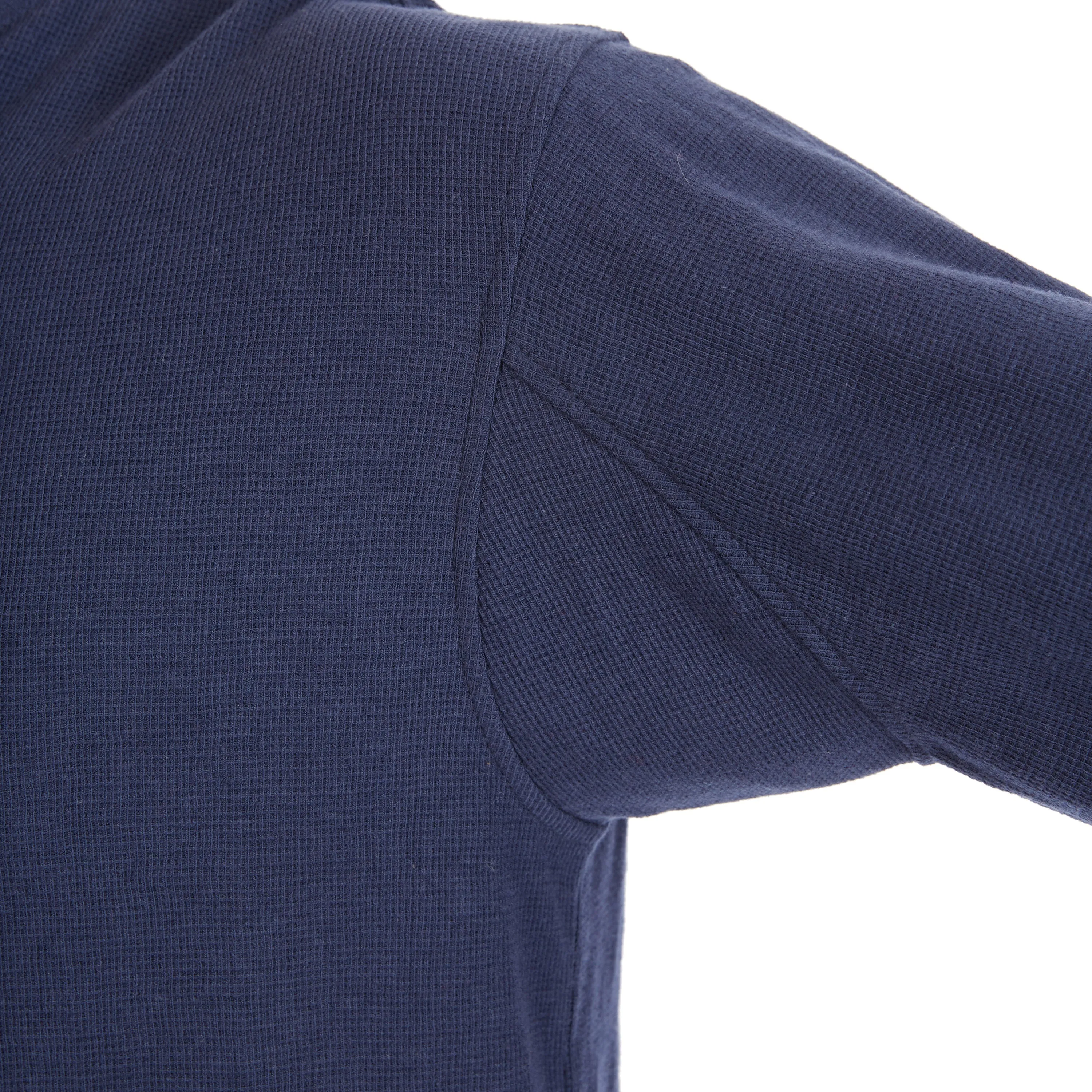 EXTENDED TAIL MINI-THERMAL KNIT HENLEY PULLOVER WITH GUSSET