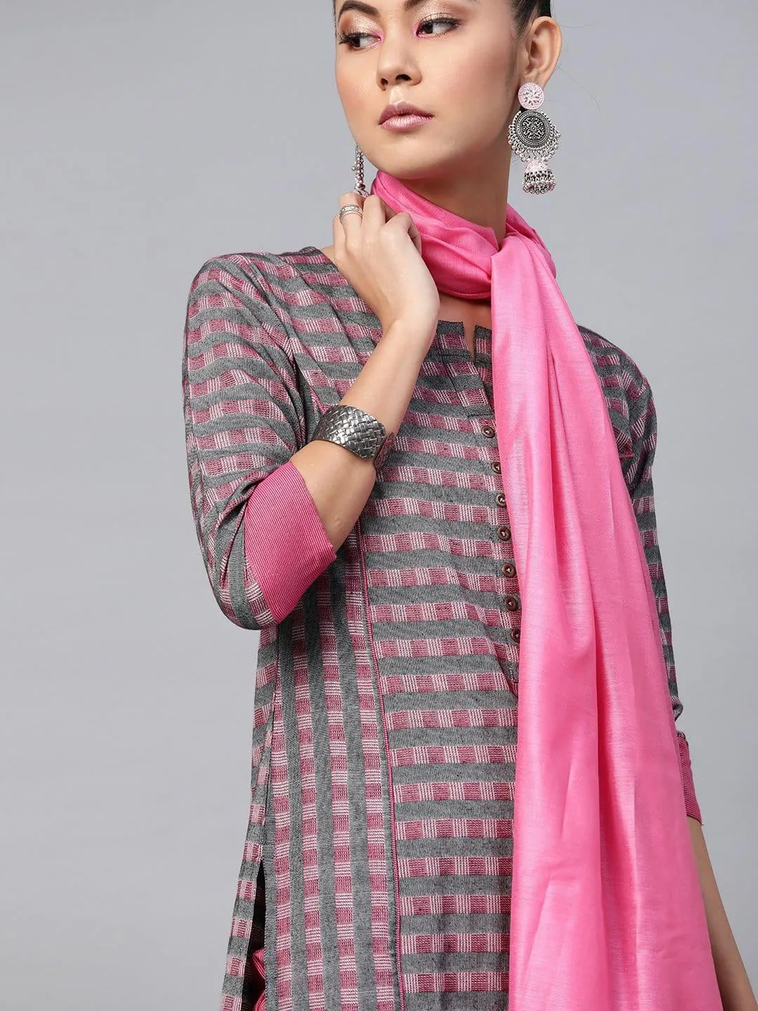 KSUT Grey And Pink Stripe Woven 3/4Th Sleeves Kurta  With Slip On Trouser With Pink Silk Dupatta