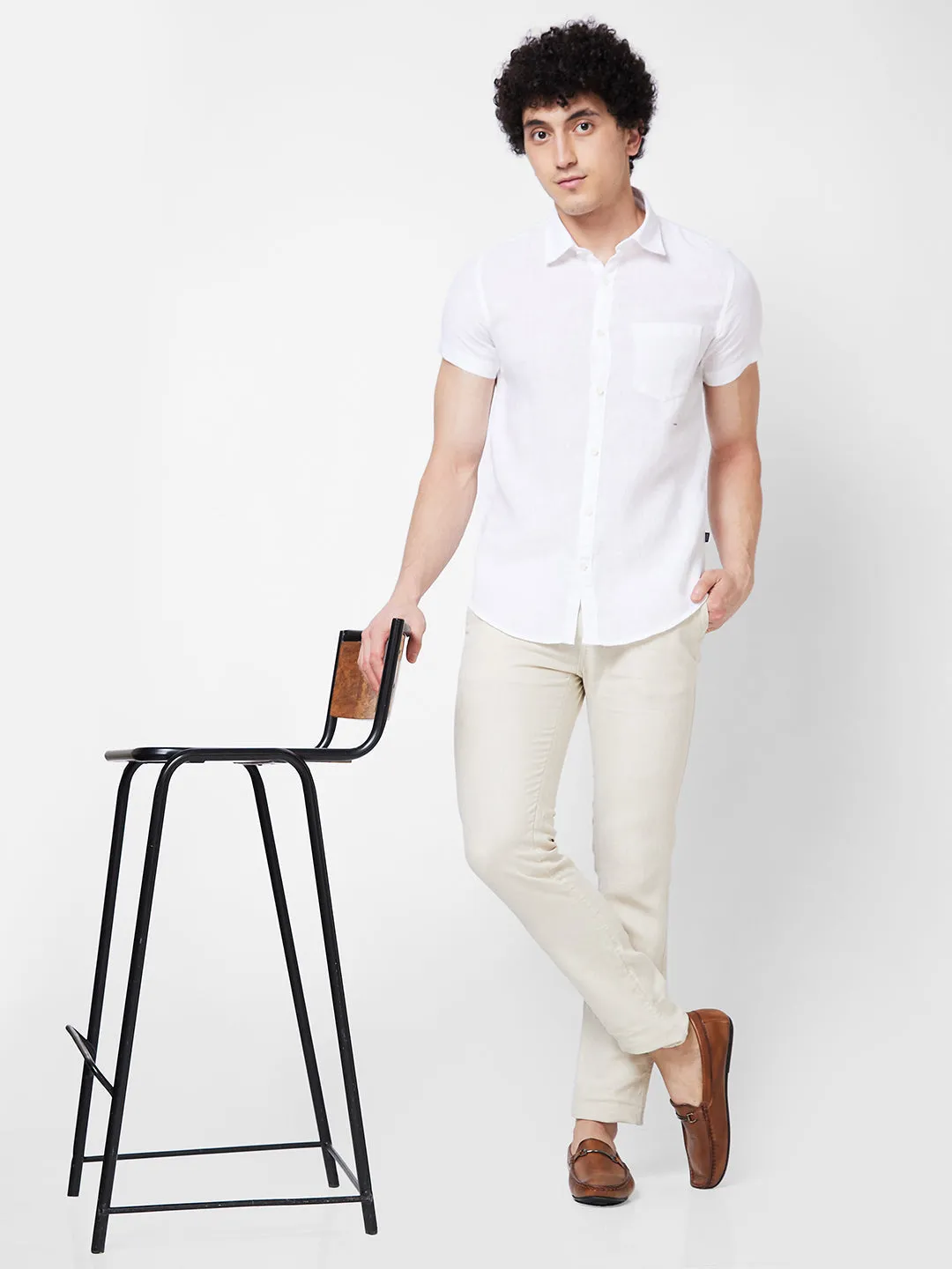 Spykar White SOLID HALF SLEEVE Shirt For Men