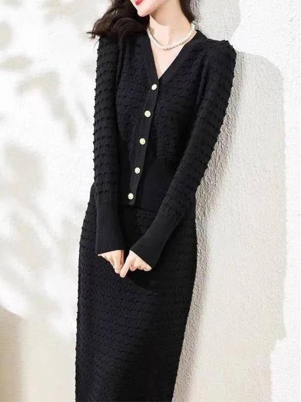 V -neck Single Buckle Knitted Sweater and Pencil Skirt